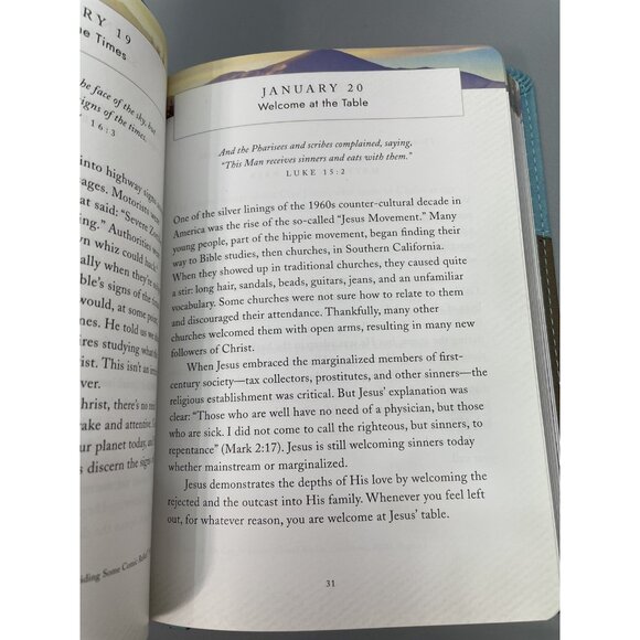 Moments With God David Jeremiah Religious Daily Devotional Book - Picture 7 of 8